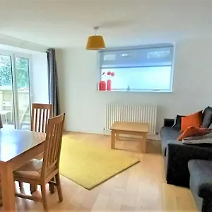 2 Bedroom Victorian Garden Flat Apartamento Londres